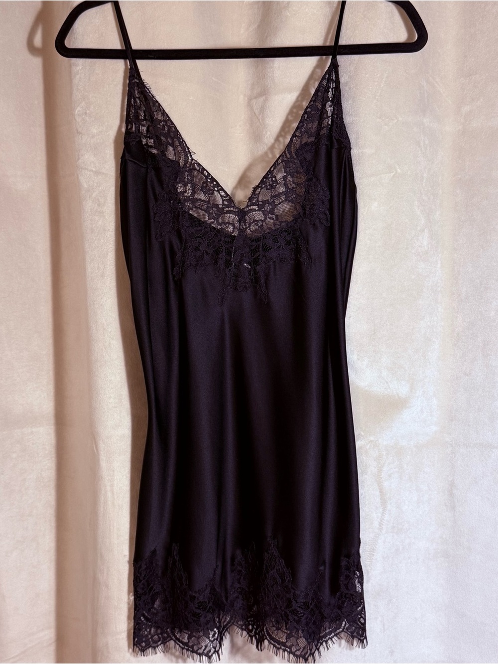 SKIMS Mini Silk Slip Dress Sz S nwt